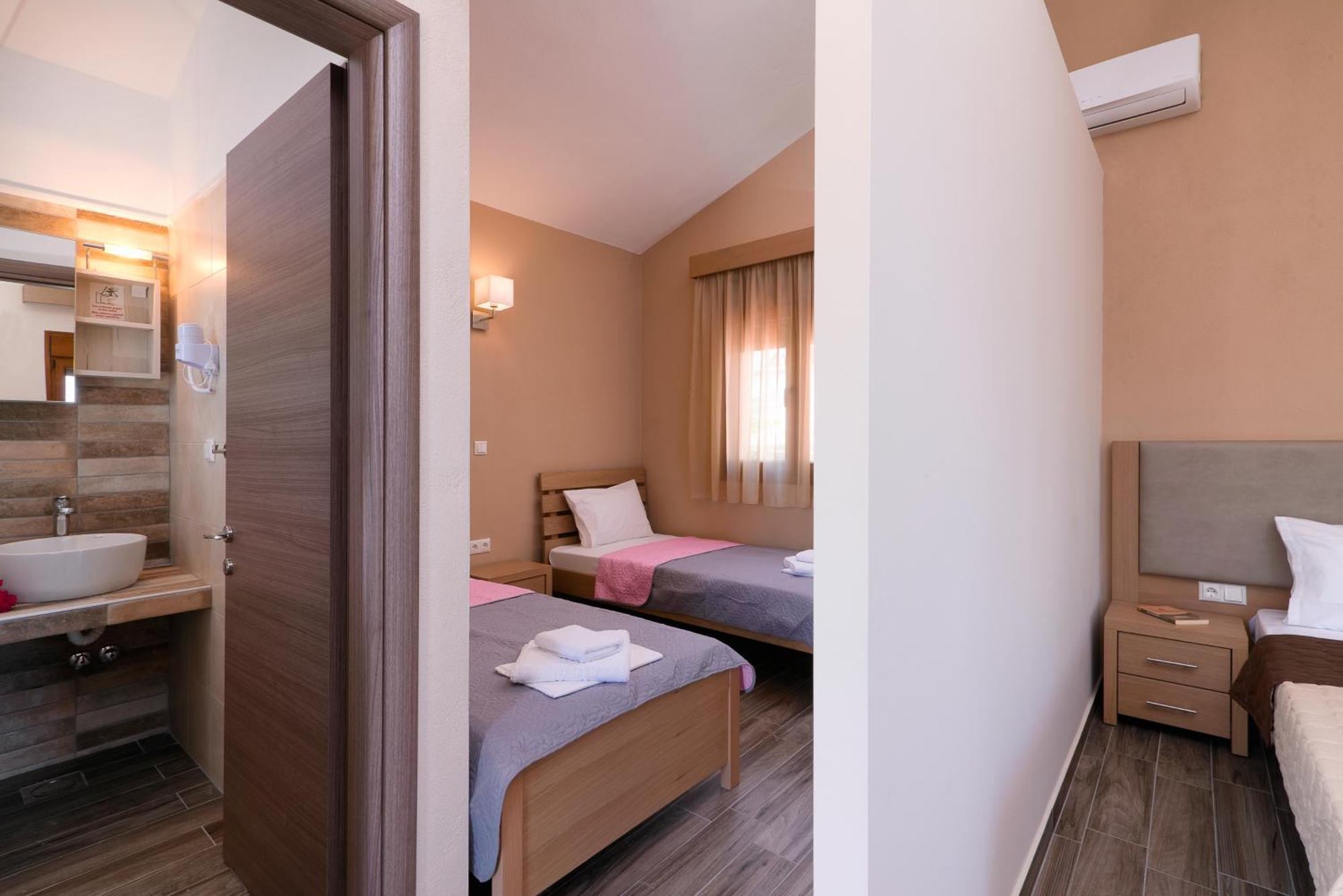 Kapsogeorgis Rooms Koinyra Exteriör bild