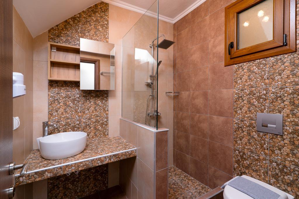 Kapsogeorgis Rooms Koinyra Exteriör bild