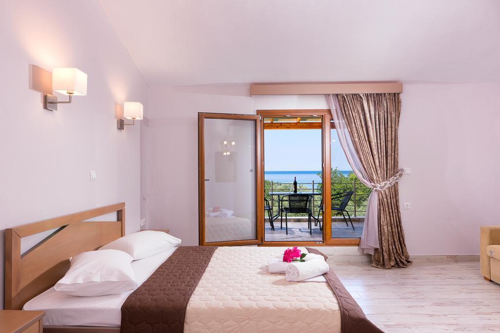 Kapsogeorgis Rooms Koinyra Exteriör bild