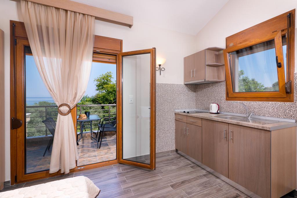 Kapsogeorgis Rooms Koinyra Exteriör bild